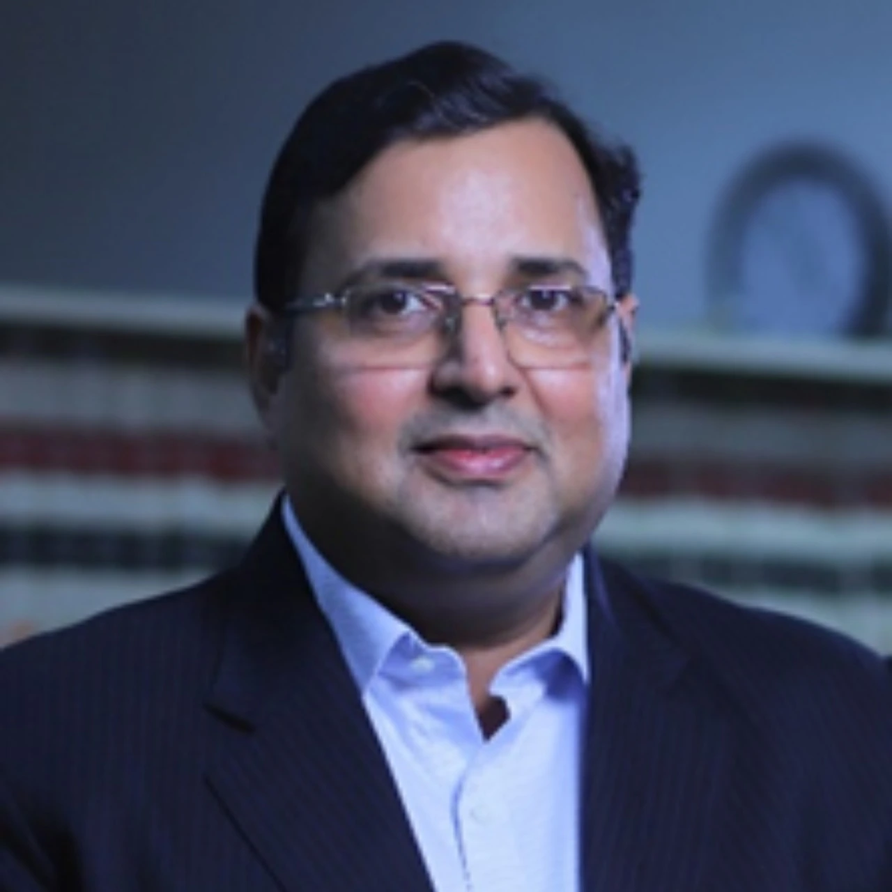 Vivek Sarin: Founder & Leading Tax Litigation Expert at Commercial Law Chamber